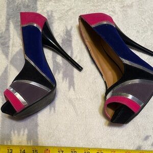 Shi by JOURNEYS Pink and Blue Heels